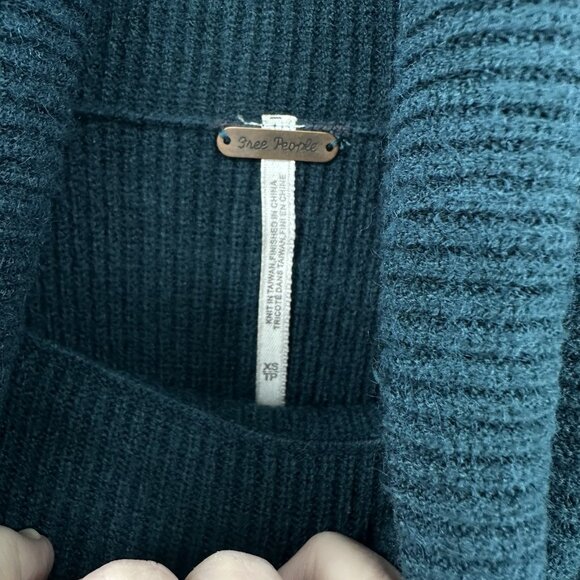 FREE PEOPLE turtleneck sweater oversized slouchy tunic dark green ribbed XS - Picture 7 of 11